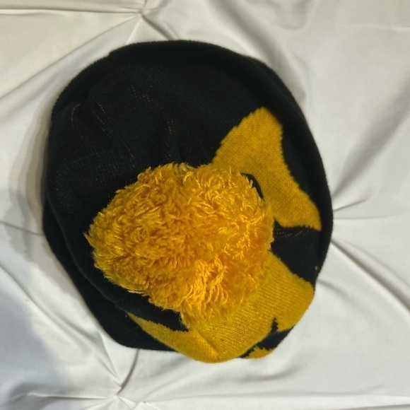 Iowa Hawkeyes Collegiate New Era Beenie - Picture 7 of 9